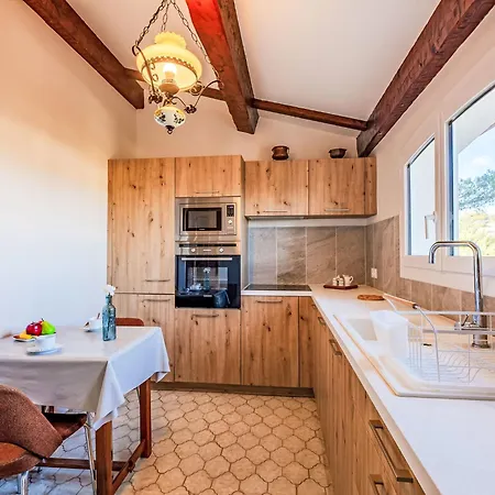 Holiday home Sakura By Interhome